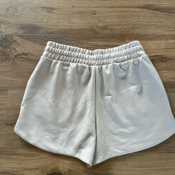 All In Motion Ribbed Shorts New Size medium - Picture 3 of 7